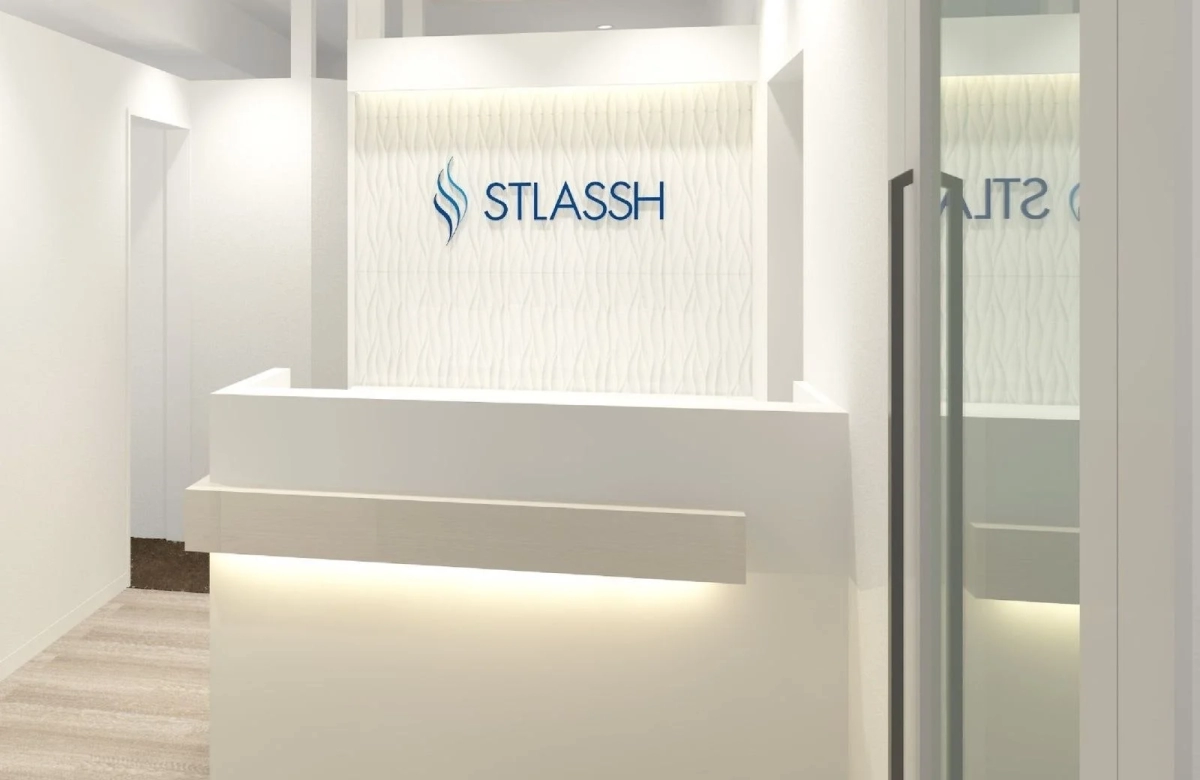 ストラッシュの受付