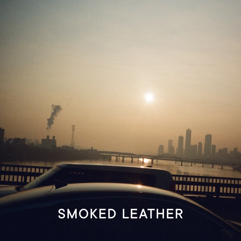 SMOKED LEATHER