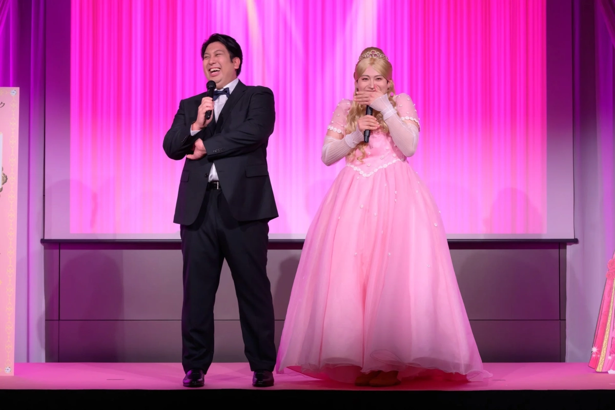 笑い合うレインボーの二人