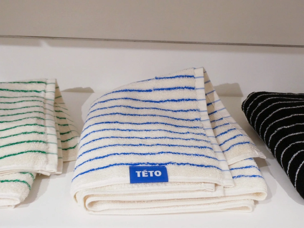 TÉTOのストライプタオル