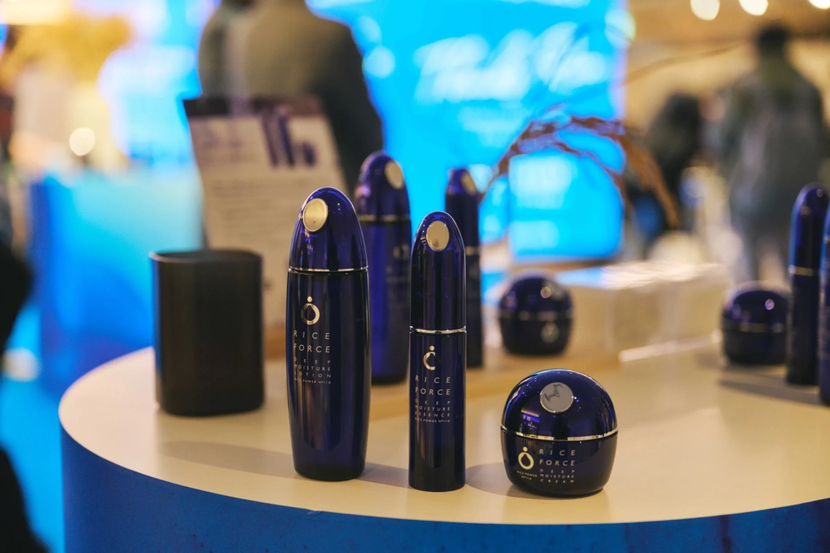 ライスフォースの製品が並ぶタッチアップエリア