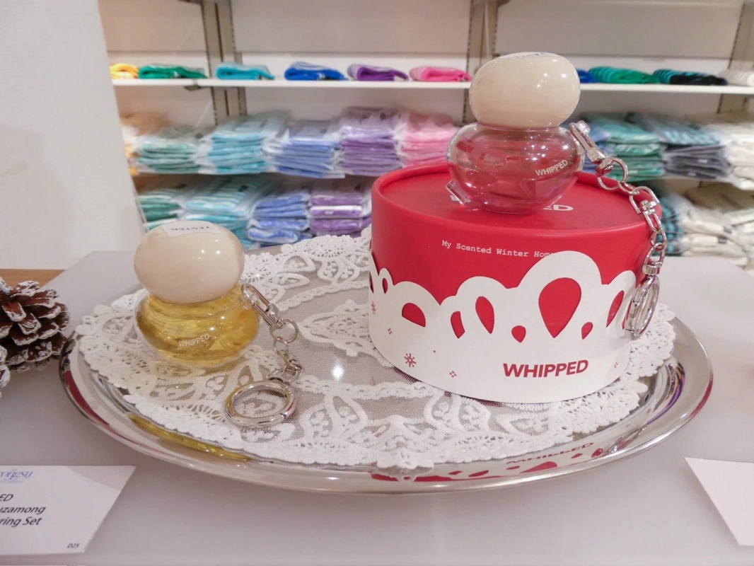 WHIPPEDのヘアパフューム