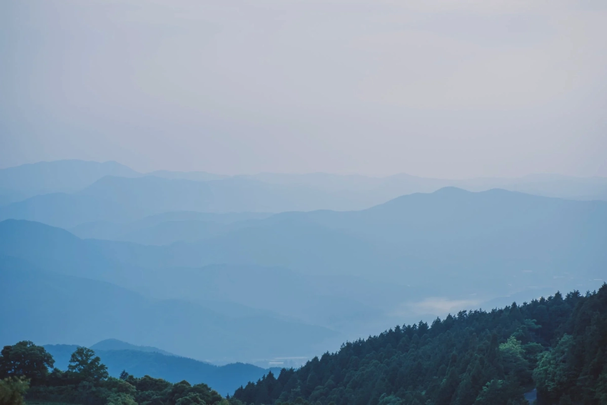 山の風景（All made in YAMAGAのイメージ）