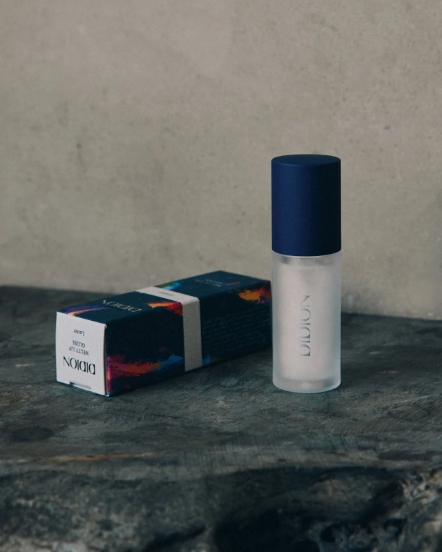 リップグロス「DIDION MELTY LIP GLOSS Luster」